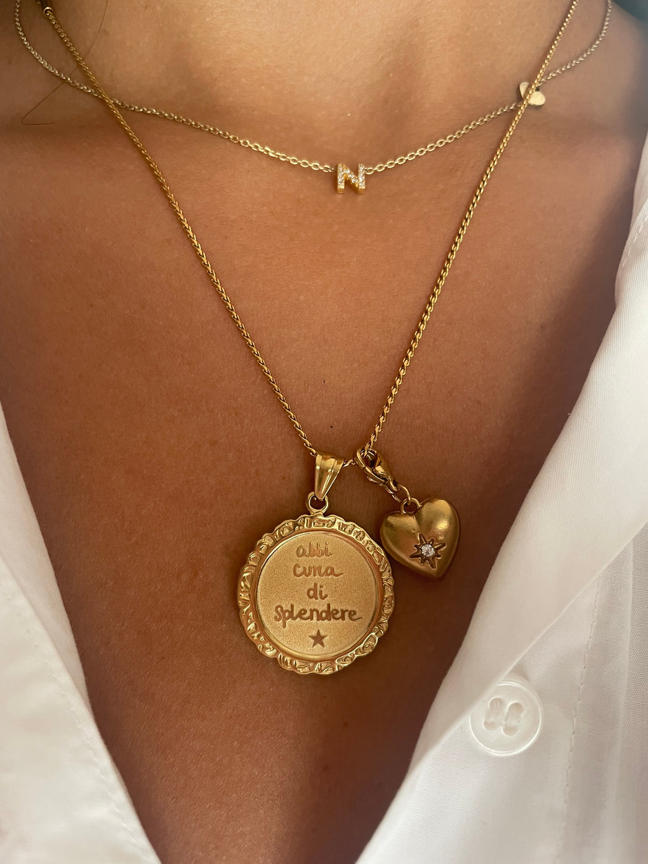 Collana abbi cura di splendere .