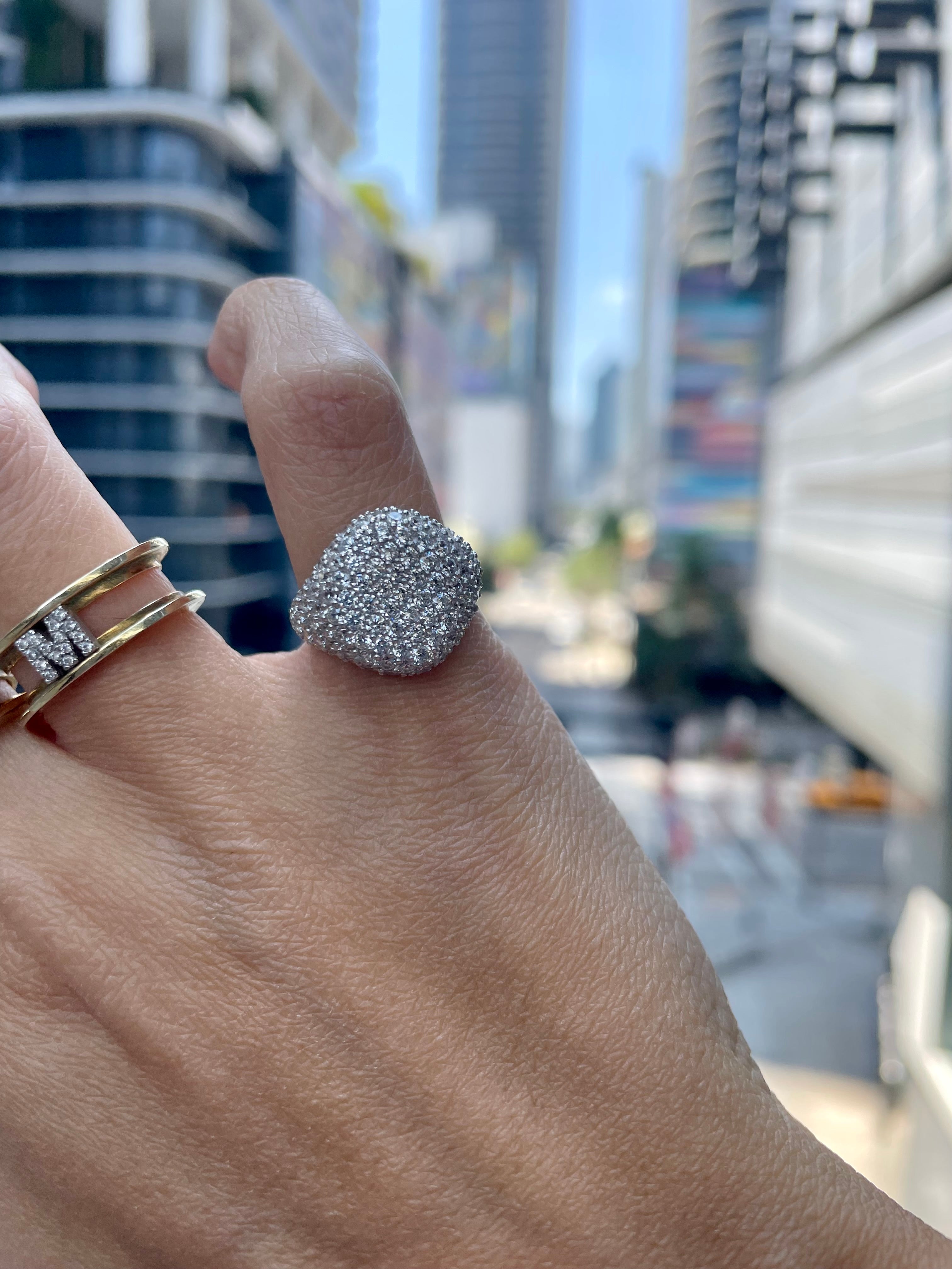 Anello chavalier super zirconato