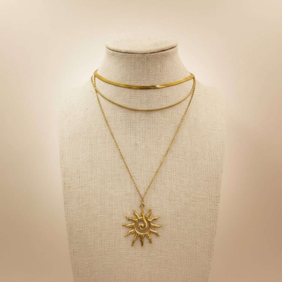 Collana pendente sole