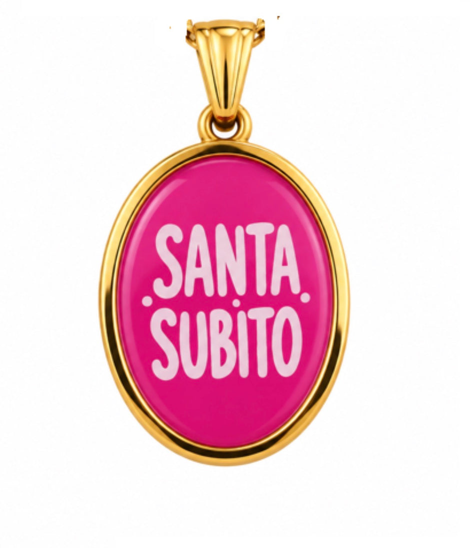 Collana charm santa subito