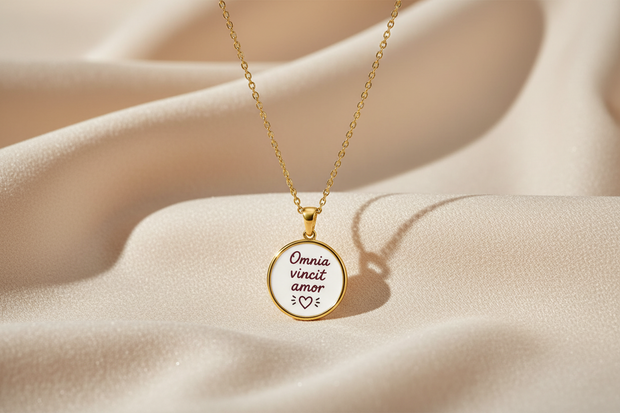Omnia vincit amor
