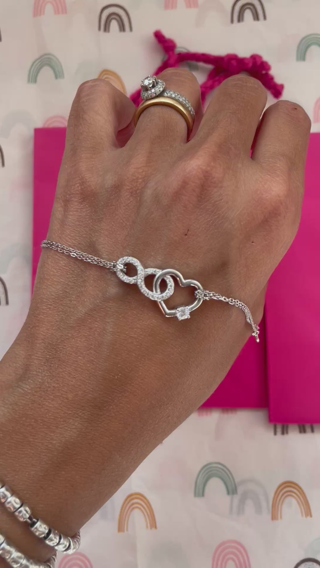 Bracciale love infinity