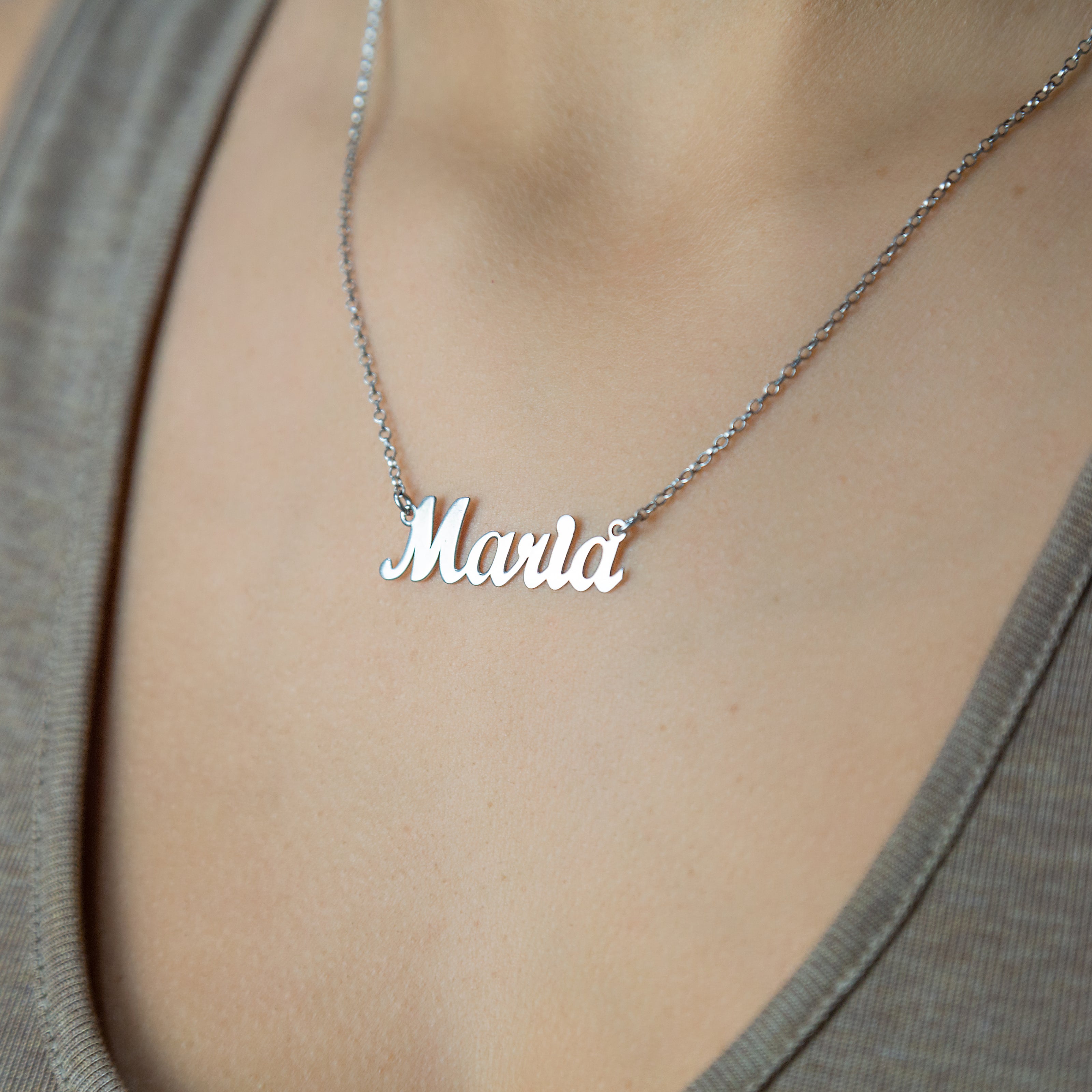 Collana essenziale Name