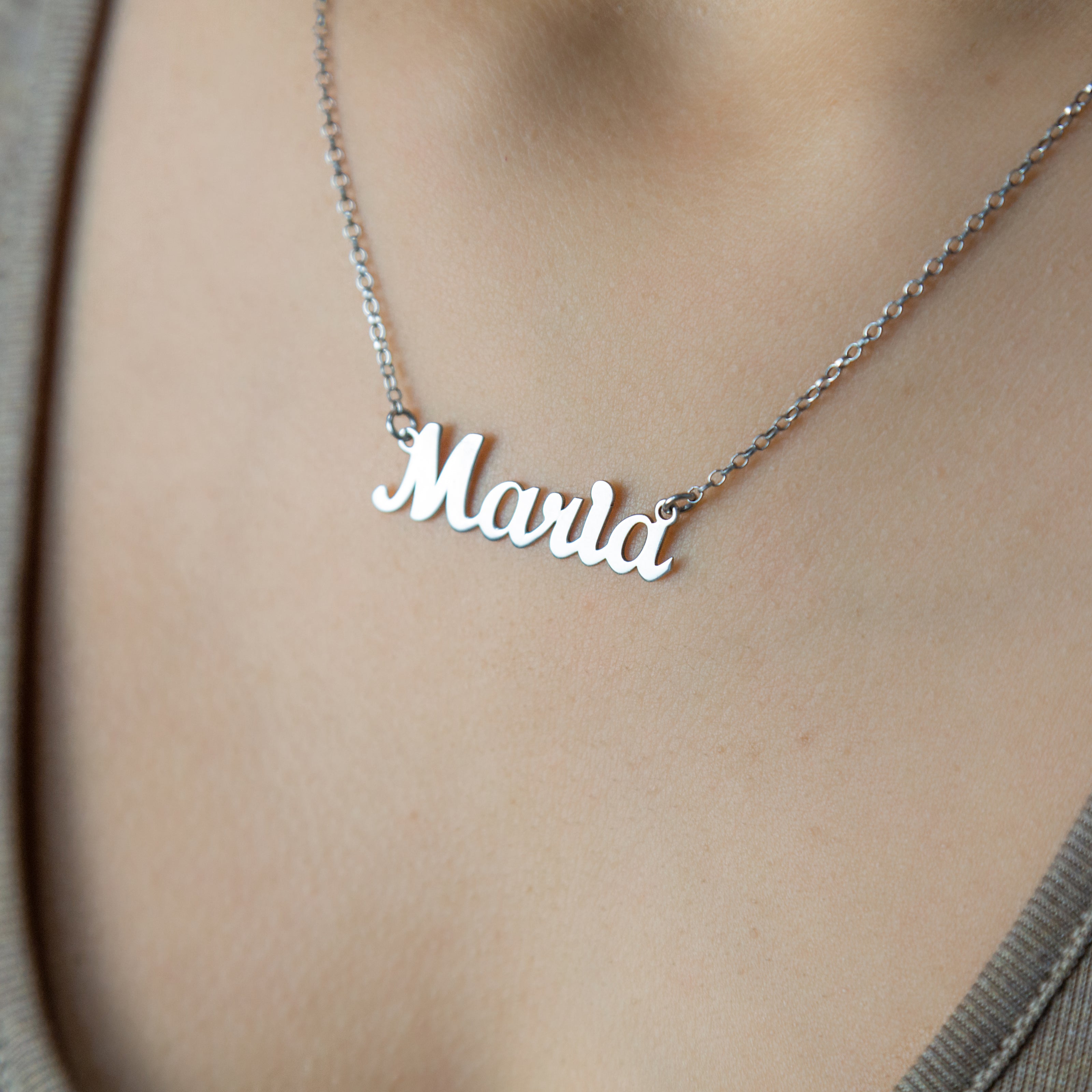 Collana essenziale Name